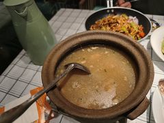 -荆楚渔艺堂·鱼头泡饭(江堤中路店)