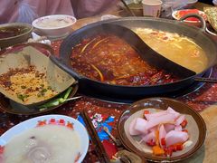 -赵美丽·重庆社区火锅·直营店(火车东站·中豪国际店)