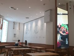 大堂-小满手工粉(杭州滨江龙湖店)