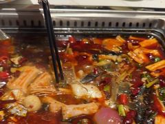 -黑猫馋纸包鱼(阳光店)