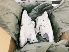 -BALENCIAGA(恒隆广场店)
