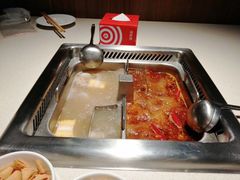 -海底捞火锅鲜切牛肉主题店(长寿路店)