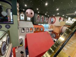 -MELAND CLUB亲子乐园·派对·餐厅(北京芳圆里ID MALL店)