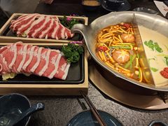 -湊湊火锅·茶憩(打浦桥日月光店)