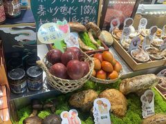 -菌自由丨野生菌火锅特色庭院餐厅(丽江古城店)