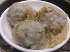 顺德蒸鲮鱼球-凤城酒家(红磡店)