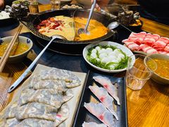 -渝大龙重庆火锅(温泉月亮湾店)