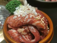 -山川小町·极番烧肉(新地假日广场店)