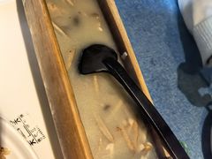 -香巴拉云南餐厅(华莱坞店)