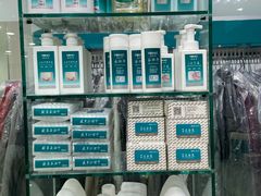 -福奈特洗衣·洗鞋·奢侈品护理(真北店)