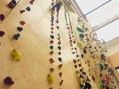 -ROCKPLUS攀岩馆(环宇城店)