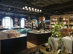 -光海书局(南京东路第一百货店)