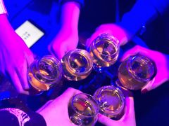 -温莎KTV(珠江路店)