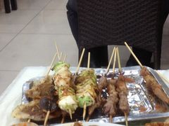 烤羊肉串-天津乾毓德饭庄·清真传统炒菜·海鲜烧烤(咸阳路店)