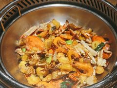 -七欣天香辣蟹火锅(上海银亿滨江店)