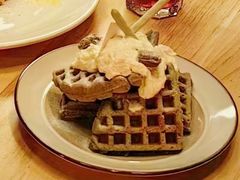 抹茶松饼-动动咖啡清真西餐厅