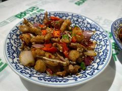 甜麻跳跳牛蛙-欧记大排档·景德菜(上海首店)