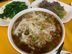 -初记小厨(特色步行街店)