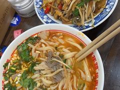 -青年路烩面馆(绿地世纪城店)