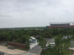 -上海滴水湖皇冠假日酒店