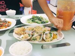 -小辣妹川味海鲜加工店(第一市场椰风巷店)