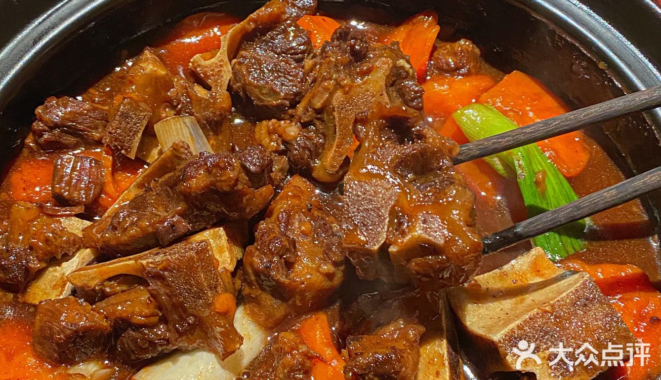 艾特你的饭搭子请你吃 这家店回头客超多想吃你就来