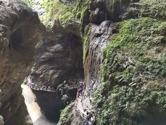 -龙水峡地缝景区
