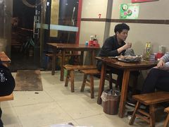 大堂-老黄记手撕烤兔(玉林街店)