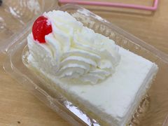 -红宝石·鲜奶小方·海派西点房(金杨店)