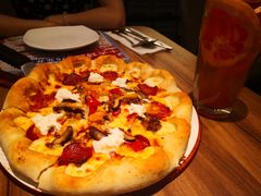 皇后云朵布拉塔芝士比萨-必胜客(远大路店)