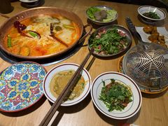 -洱火云南酸菜牛肉火锅(石景山当代商城店)