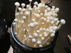 金针菇-左庭右院鲜牛肉火锅(新梅广场店)