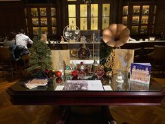 -LONG BAR 廊吧(外滩华尔道夫酒店)