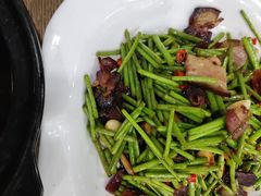 -湖南人家湘菜馆(镇江路店)