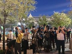 -皇家田广场(อนุสาวรีย์ทหารอาสา)