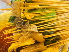 -拈签一笑黄牛肉辣卤串串