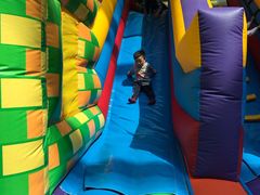 -蒙特利亲子乐园