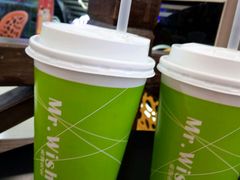 -鸿通城购物中心