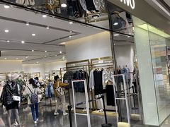 -URBAN REVIVO(济南世茂广场店)
