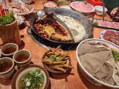 -周小明火锅(黑金冠社区店)