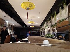 大堂-张大师鸭爪爪特色干锅(钱塘江路店)