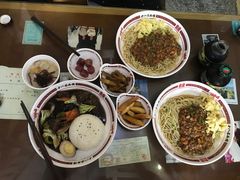 -十八家面馆(均瑶店)