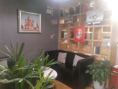 -新华里咖啡书吧(新华书店小寨店)