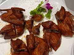 妙龄乳鸽-香山家宴