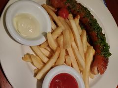 香肠配薯条-宝莱纳餐厅(滨江店)