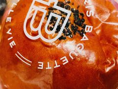 红豆奶油面包-巴黎贝甜(常德路店)