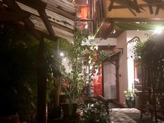 -Cuc Gach Quan Restaurant
