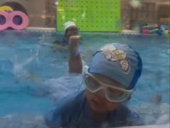 -龙格亲子游泳·水育早教运动中心(龙湾天街店)