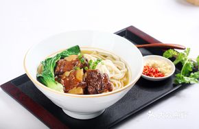 Rich Luxury Petite Steak