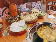 -黔三一夺夺粉酸汤火锅(百信店)